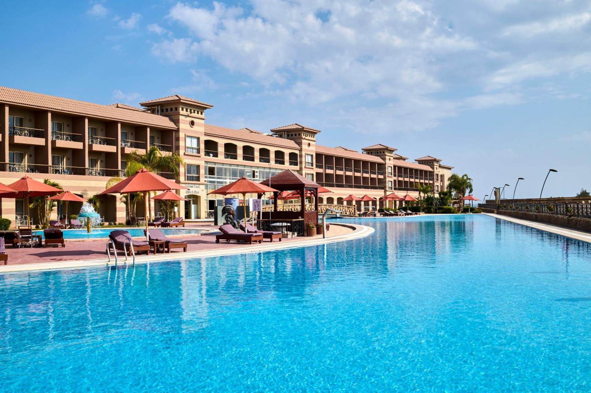 Coral Sea Beach And Aqua Park Ain Sukhna Luaran gambar